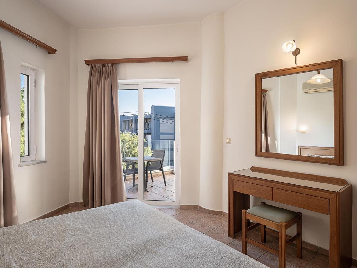 Nontas Hotel Apartments Daratsos Extérieur photo