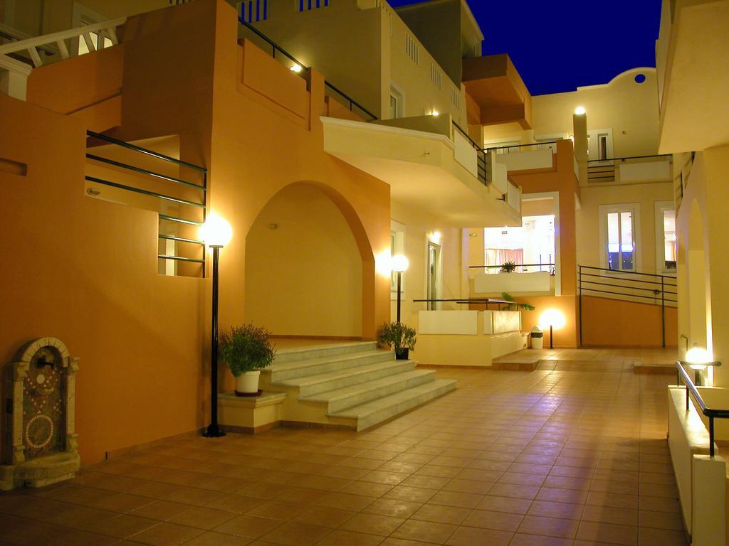 Nontas Hotel Apartments Daratsos Extérieur photo