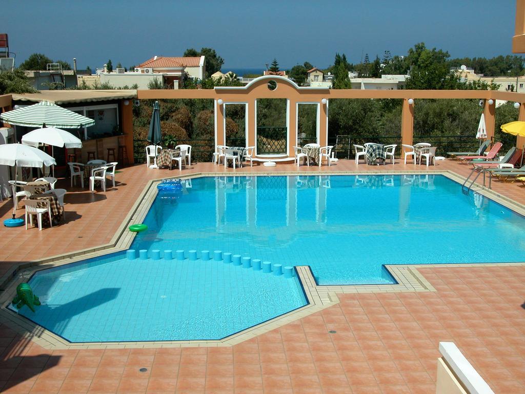 Nontas Hotel Apartments Daratsos Extérieur photo